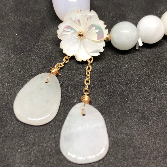 Natural Jade Agate Beads Bracelet - Picture 3 of 13